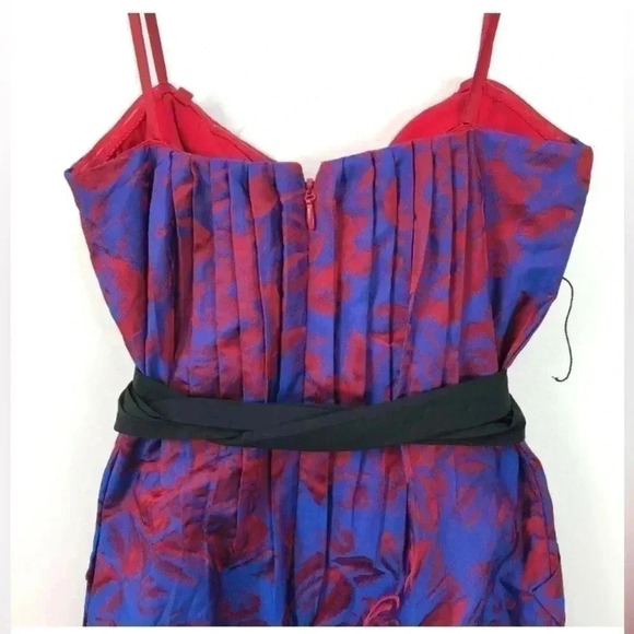 BCBGMaxAzria blue and red pleated strapless mini dress with belt sz 2 - Picture 3 of 9